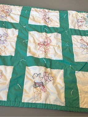 Hand-Embroidered Green and white Baby Quilt - Winnie-the-Pooh Motifs
